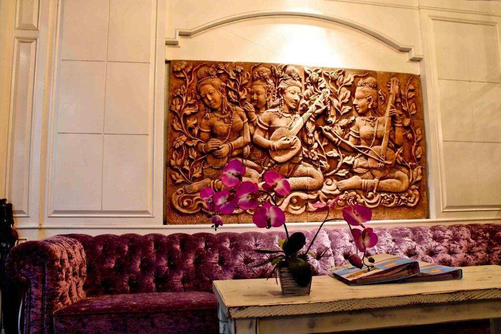 Cello Hotel Patong Buitenkant foto