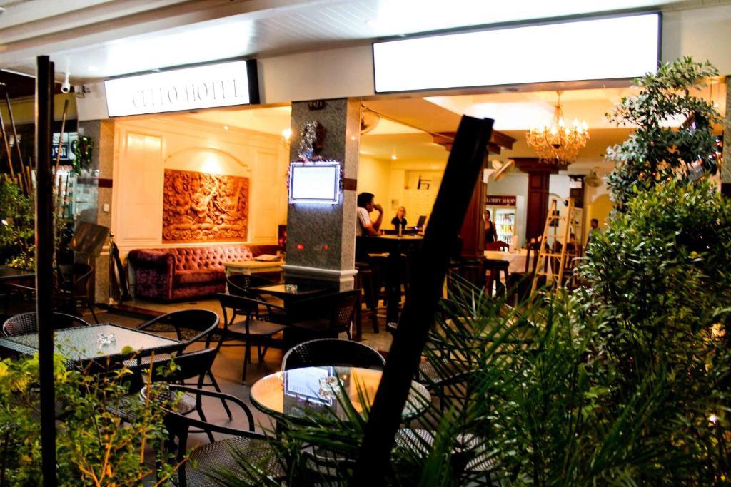 Cello Hotel Patong Buitenkant foto