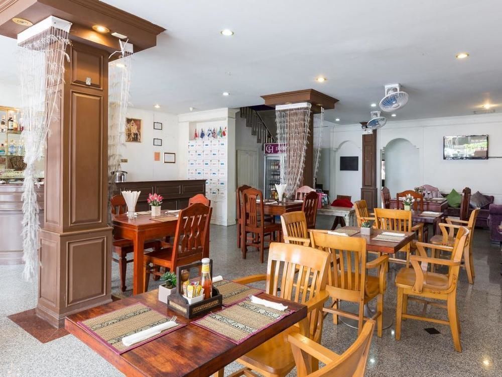 Cello Hotel Patong Buitenkant foto